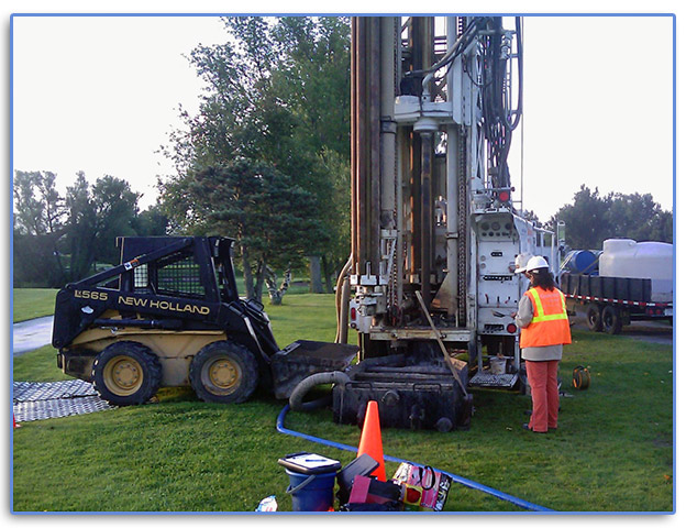 Environmental well cluster site