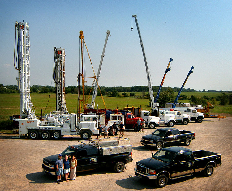 The W.D. Hopper & Sons fleet lined up